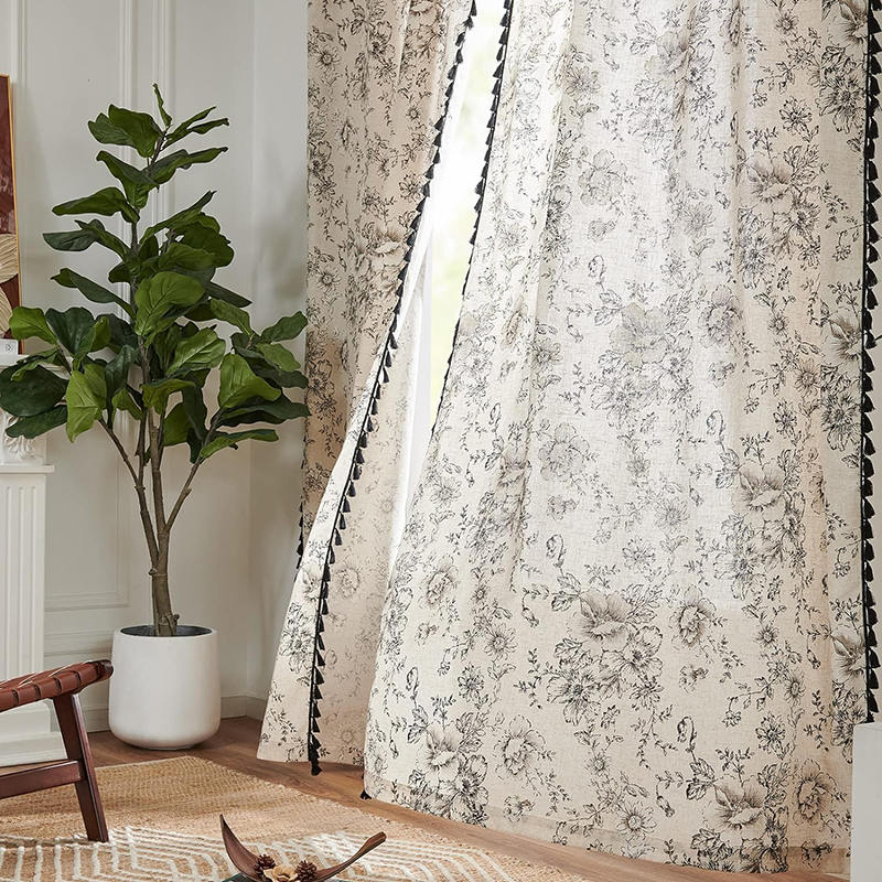 Ourlet à motif de brocart imprimé avec rideaux à franges