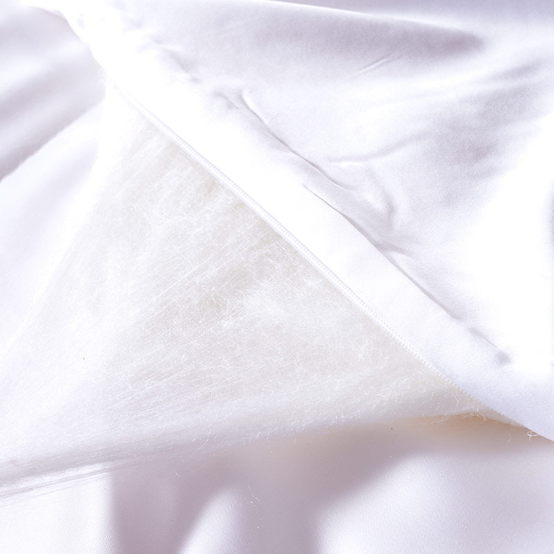 Ensemble de draps en soie de mûrier à bords en satin pur