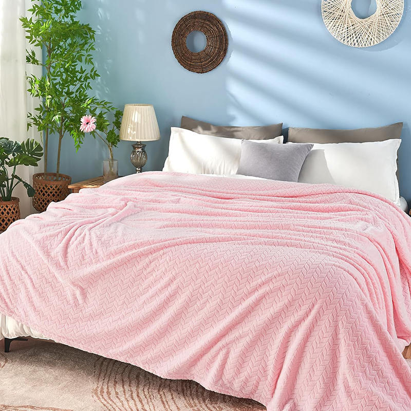 Couverture en flanelle lavable en machine rose canapé