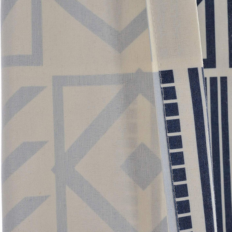 Rideaux simples de couleur unie avec des motifs géométriques