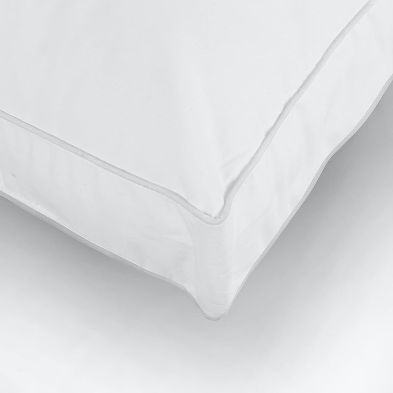 Oreiller en duvet avec passepoil