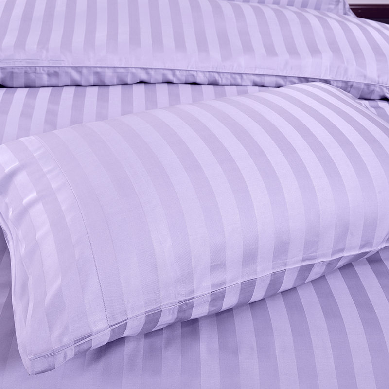 Ensemble de quatre draps en bambou biologique respectueux de l'environnement